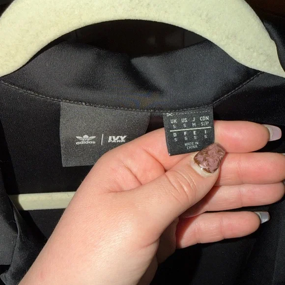 Adidas Ivy Park Collab Shirt - Picture 6 of 7